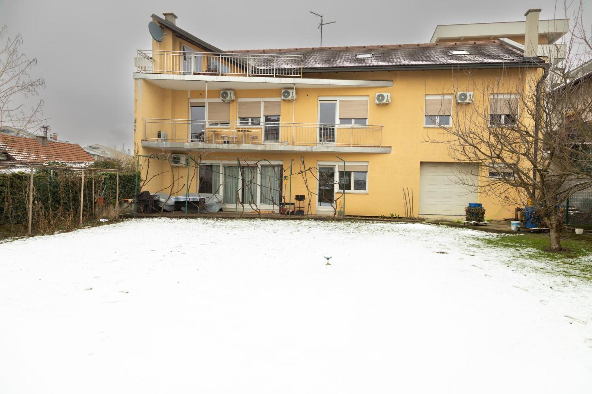 巴尼西卢卡Bolek Mansion公寓 外观 照片